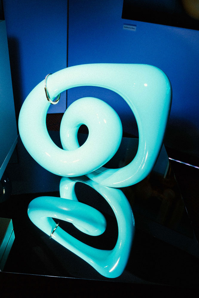 TiffanyxJuSchnee_art_sculptures_luxury_jewelry_by_Robert-Schlesinger2