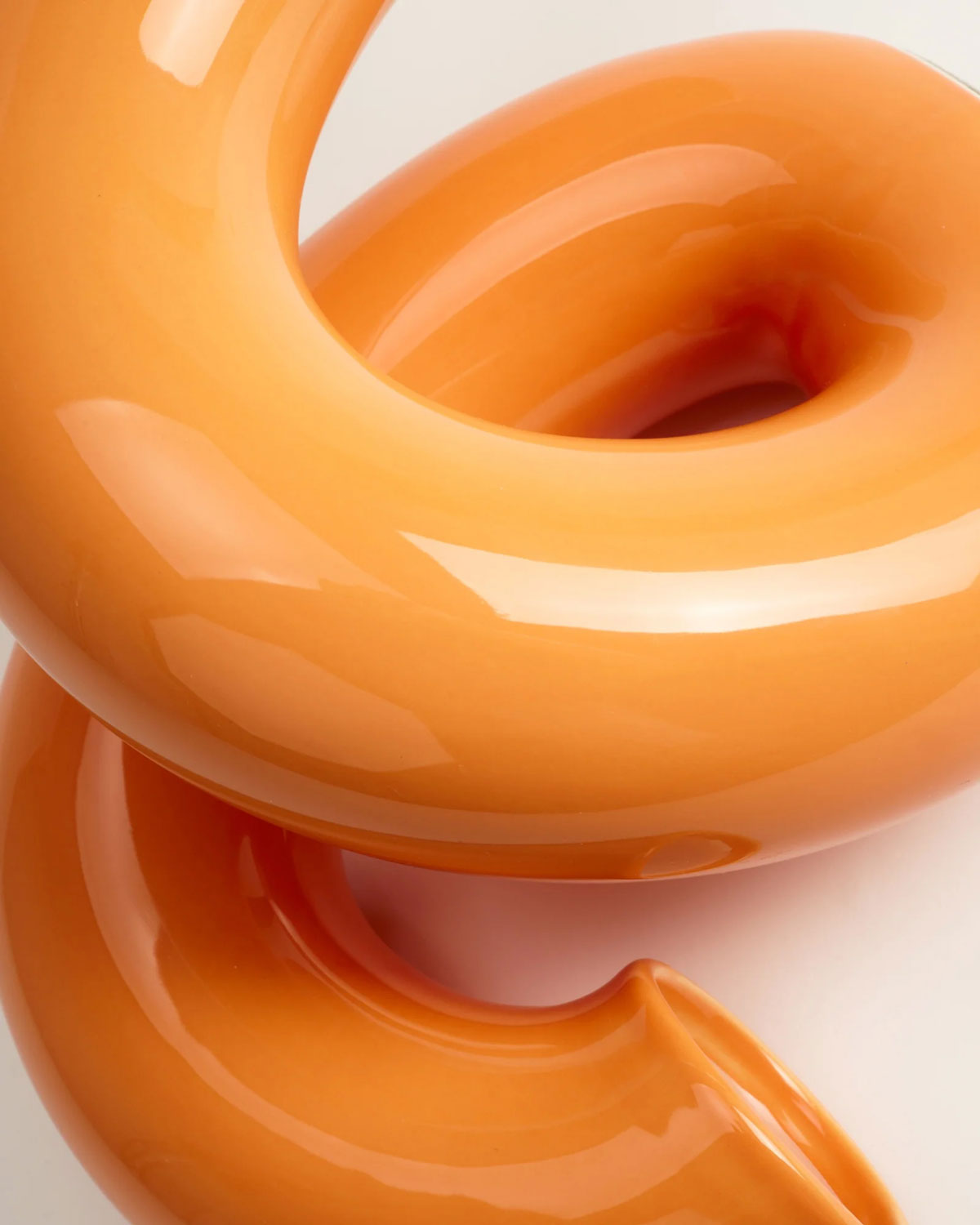 motel-a-miio-ju-schnee-viparita-orange-lampe-0625-detail-0971-Kopie